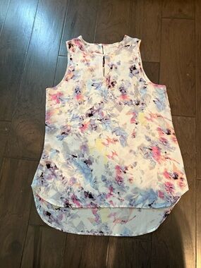 Chelsea & Violet White Floral Print Sleeveless Tank Top